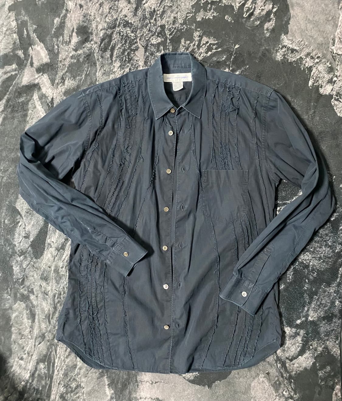 꼼데가르송 셔츠라인 데끼디테일 셔츠 상품이미지1