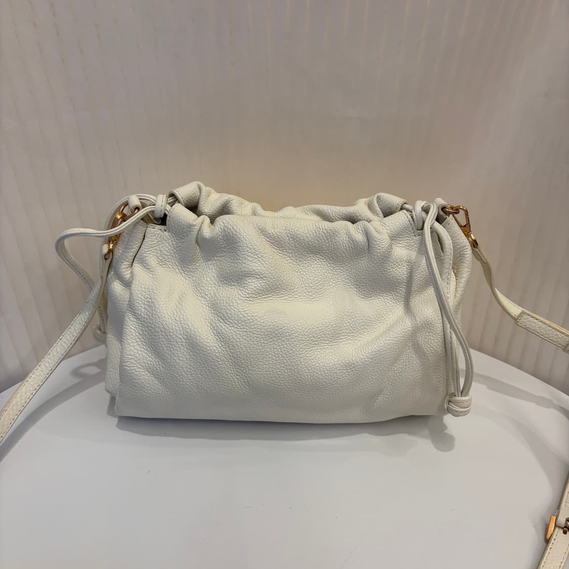 정품 쿠론 복조리 크로스백     상품이미지7