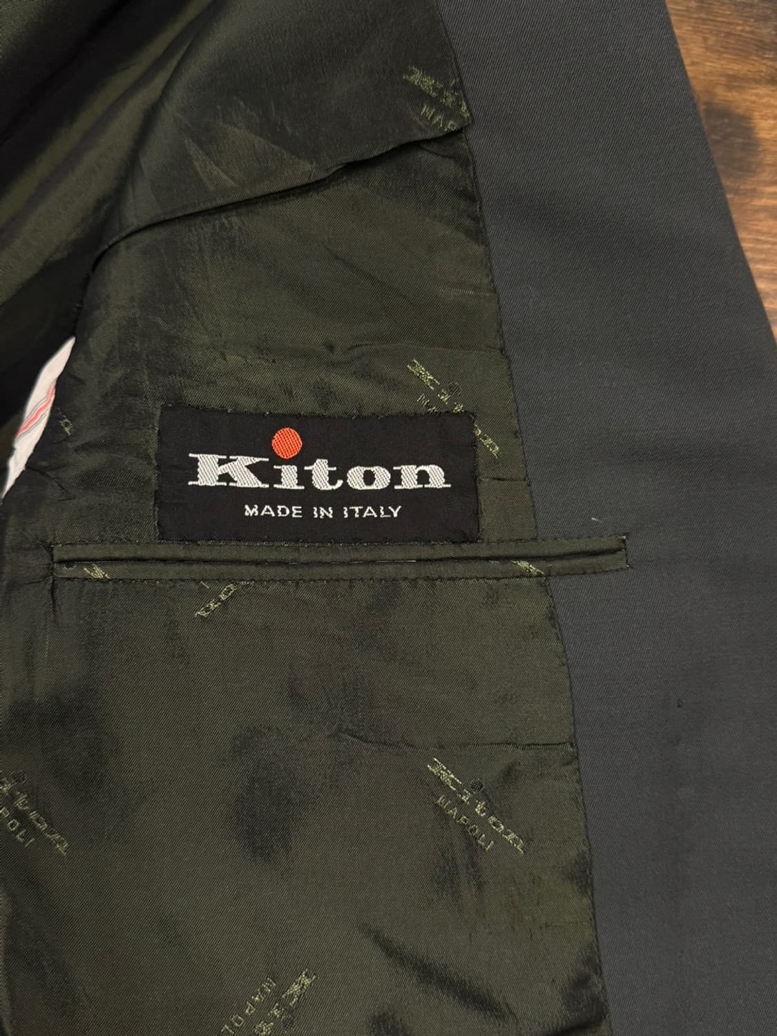Kiton 키톤 테일러드 자켓 105 상품이미지8