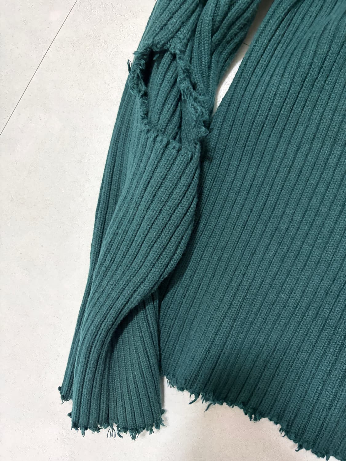 Mm6 디스트로이드 컷아웃 니트 상품이미지4