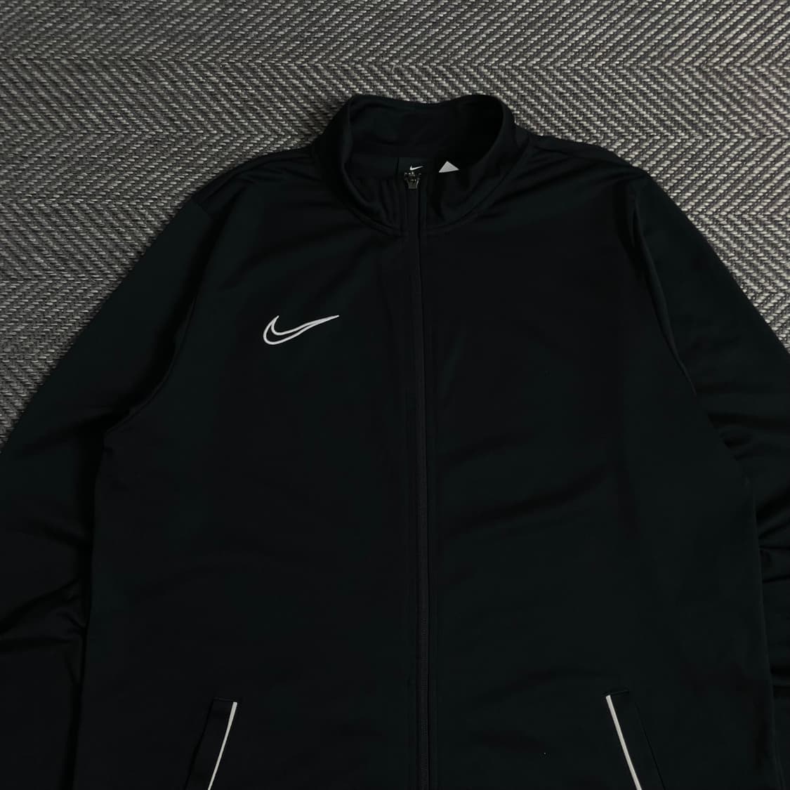 나이키 드라이핏 트레이닝 러닝 자켓 블랙 y 3601 상품이미지5