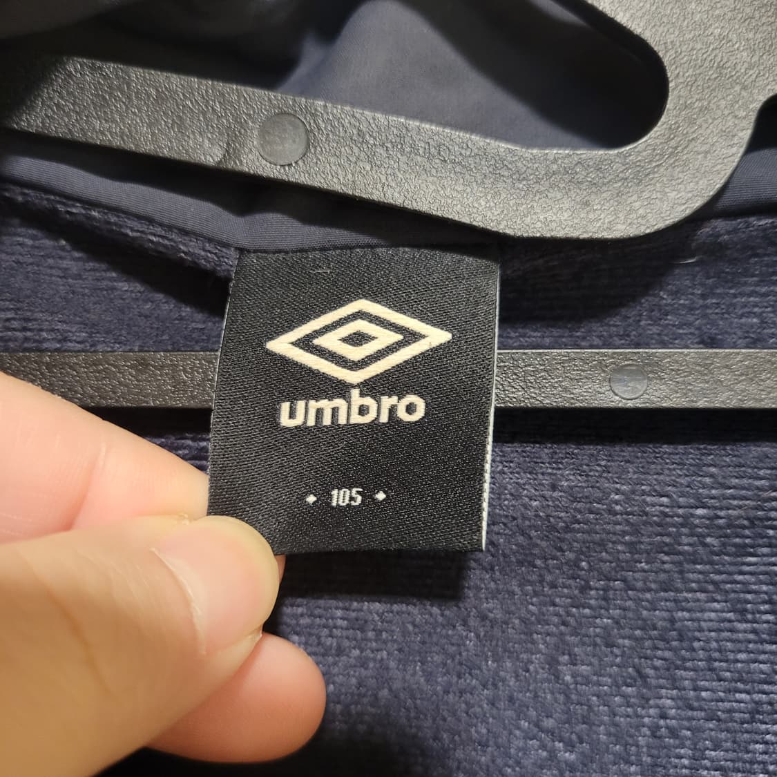 엄브로 백로고 바람막이 105 상품이미지6