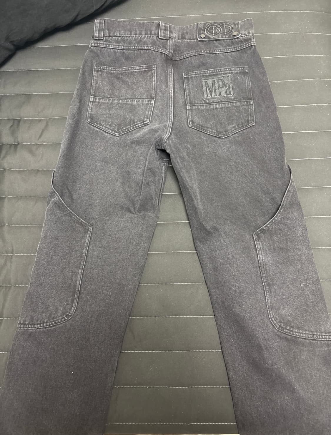 플라스틱 프로덕트 팬츠 상품이미지3