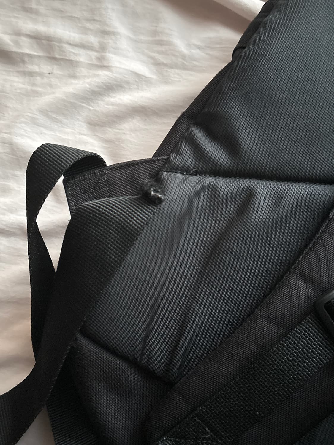 칼하트 리플렉티브 킥플립 백팩 블랙 상품이미지6