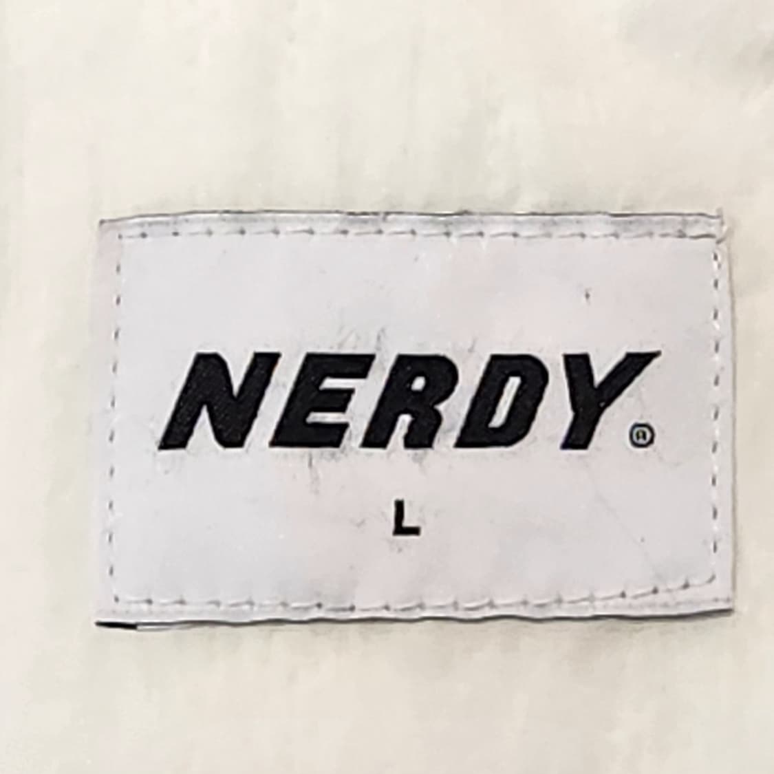 NERDY 화이트 바람막이 자켓 (L) 상품이미지3