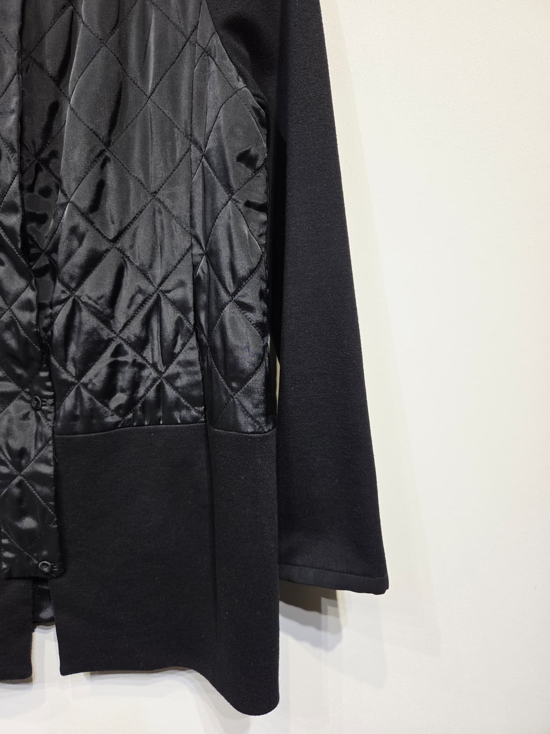 KUHO 구호 실크 배색 퀼팅 노카라 자켓 상품이미지5