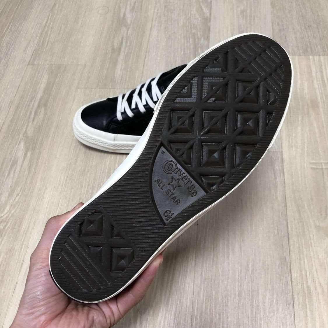 (250) 컨버스 CONVERSE 원스타 레더 블랙 오혁 원스타 블랙 상품이미지4
