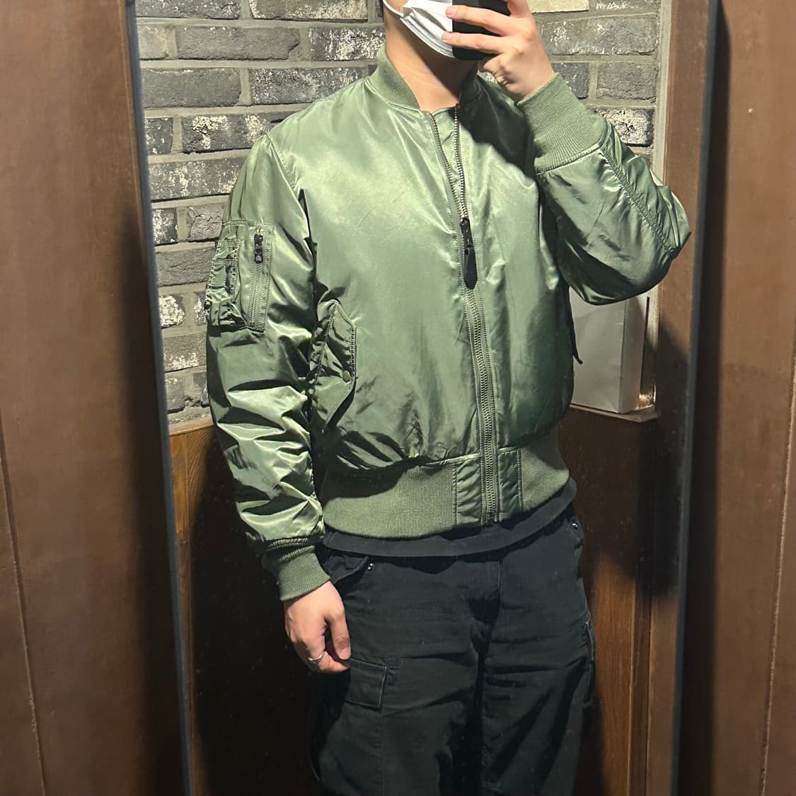 M) 알파인더스트리 MA-1 마원 항공점퍼 올리브 그린 레귤러핏 상품이미지8