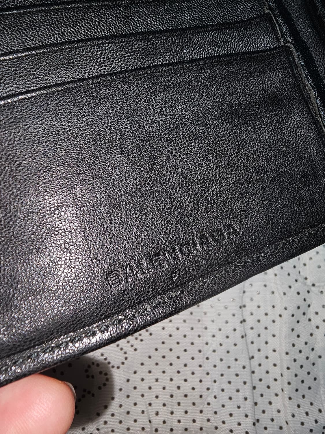 발렌시아가 가죽 반지갑 상품이미지4