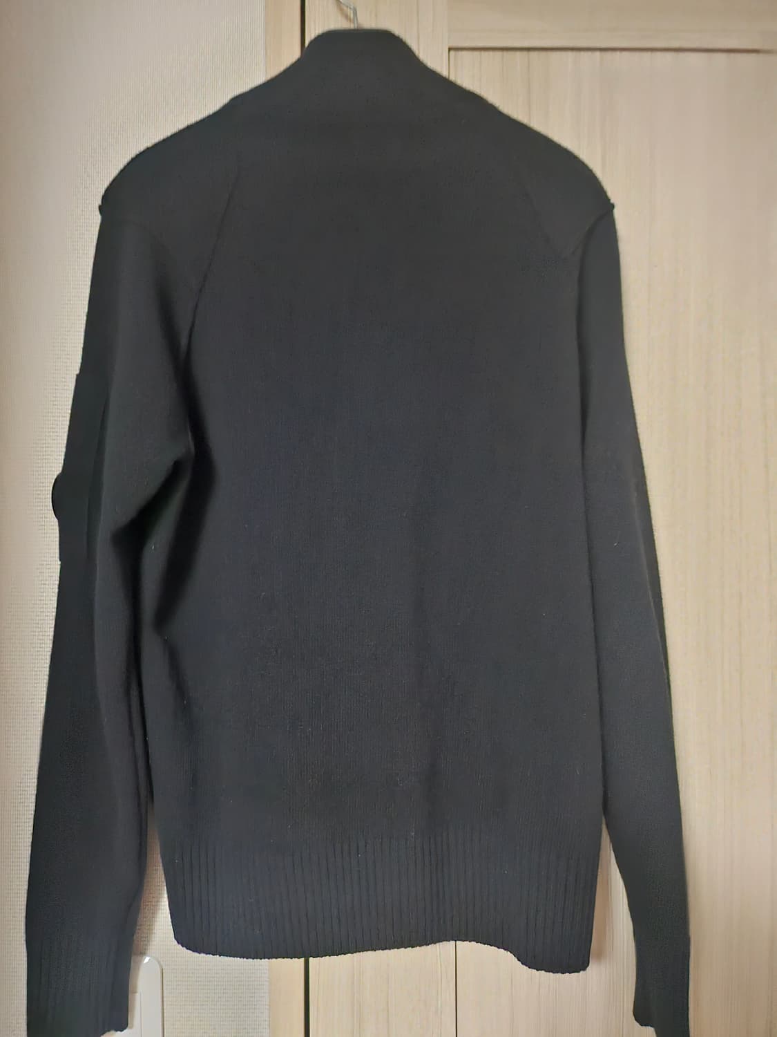 cp컴퍼니 니트 상품이미지2