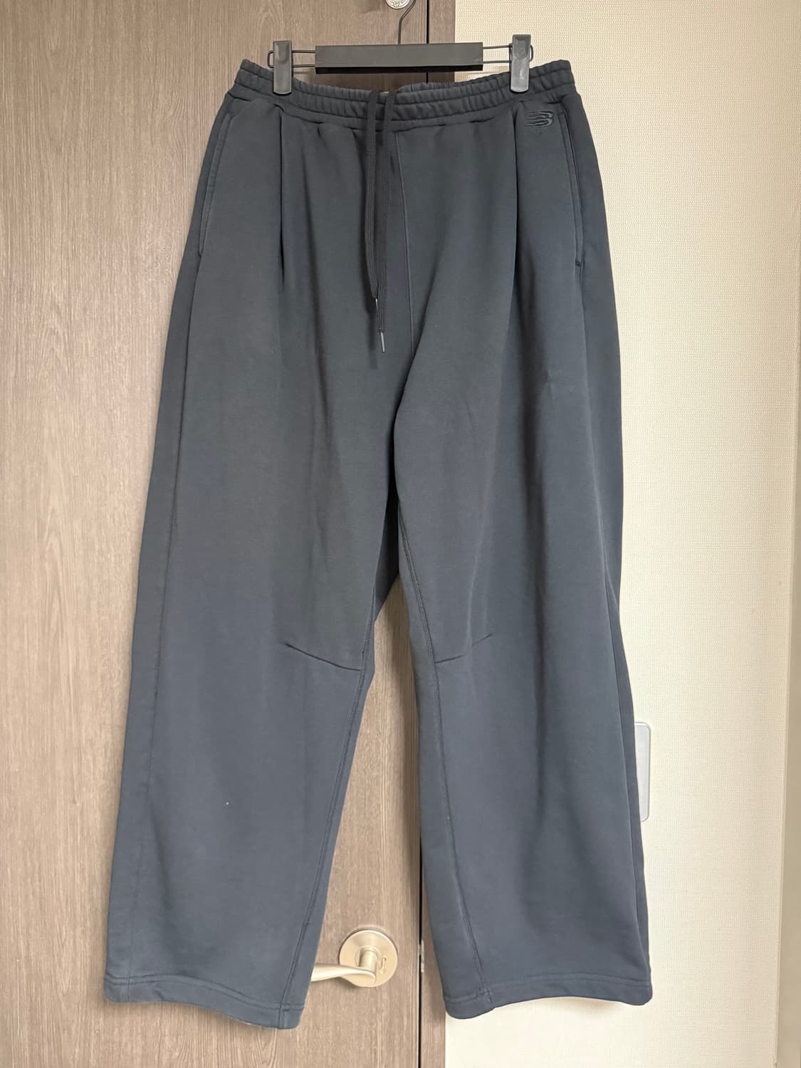 뉴발란스 UNI 에센셜 클래식 오버와이드 팬츠 XL 상품이미지3