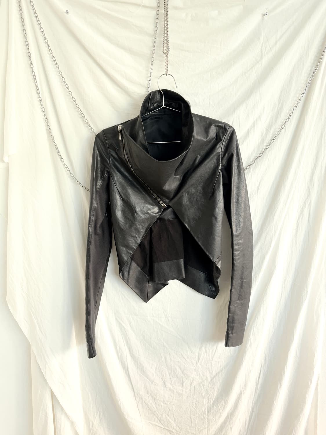 릭오웬스 11FW 드레이프 하이넥 사선 크롭 라이더자켓 상품이미지1