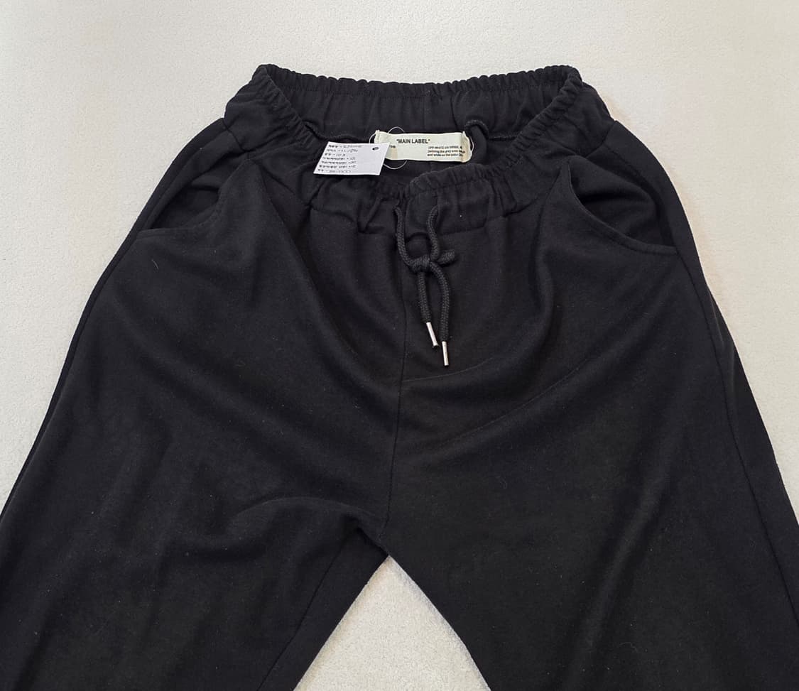 오프화이트 츄리닝바지 "OFF-WHITE" 상품이미지3