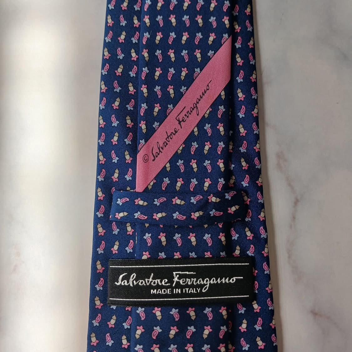 페라가모 실크 네이비 도토리 패턴 넥타이 8.7cm A~B등급 E763 상품이미지6