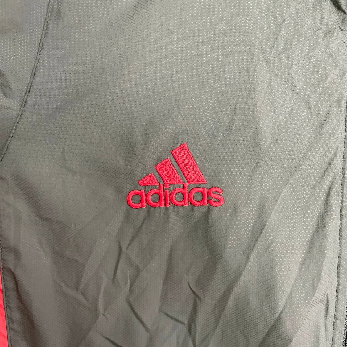 E2 아디다스 바람막이 100사이즈 상품이미지4