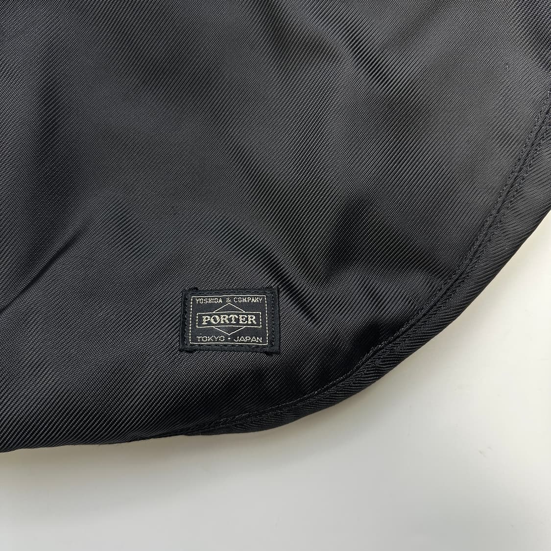 PORTER ROUND SHOULDER BAG(L) 포터 라운드 숄더백 상품이미지2