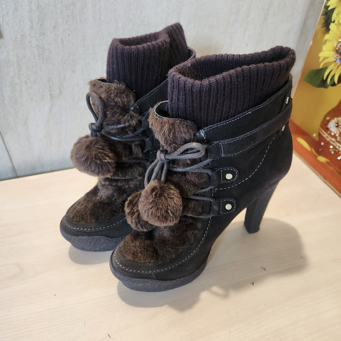 “GUESS 마르시아노 퍼폼 하이힐부츠｜빈티지 윈터 코디의 끝판왕”
 상품이미지2