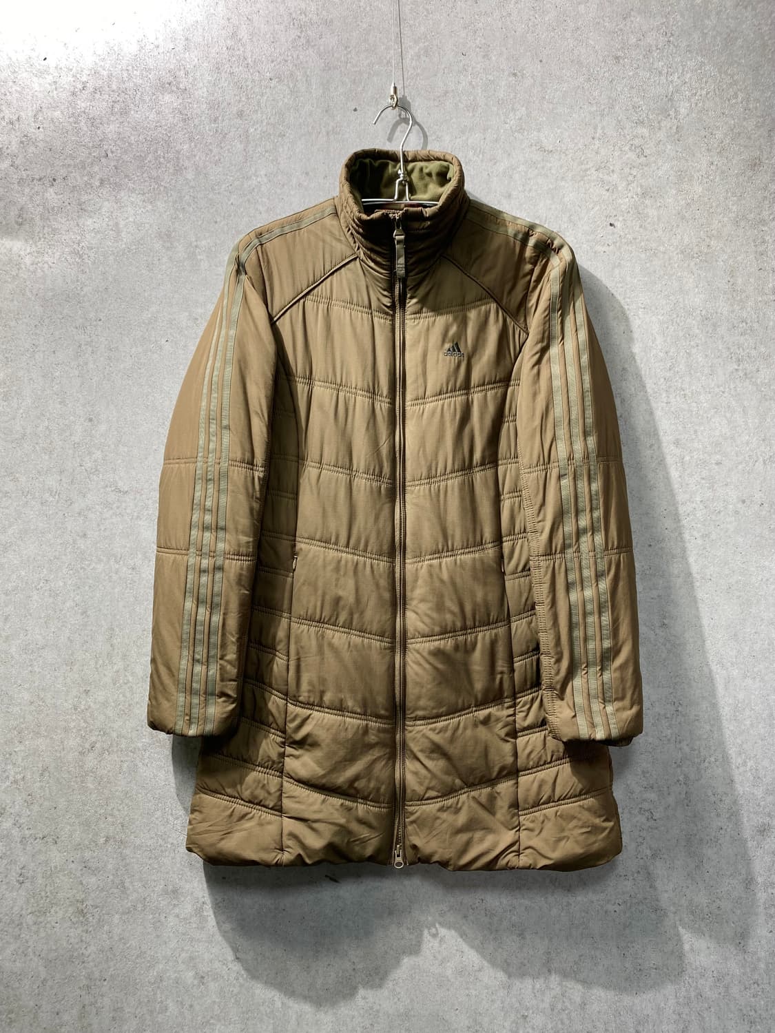 [L] Adidas 아디다스 카키 롱 패디드 점퍼 상품이미지1