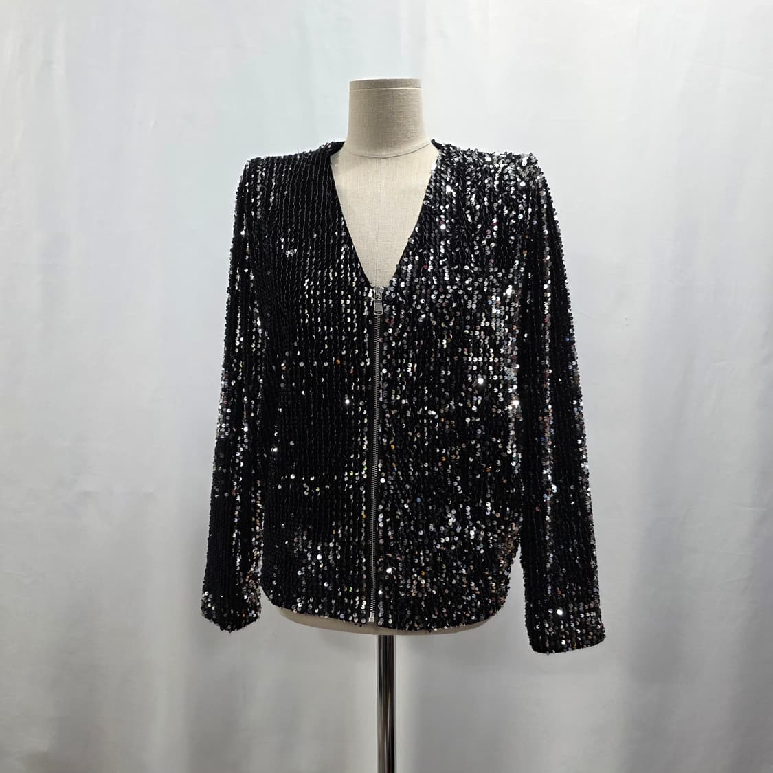 1660 ZARA BASIC 블랙 스팽글 집업 자켓 S 상품이미지1