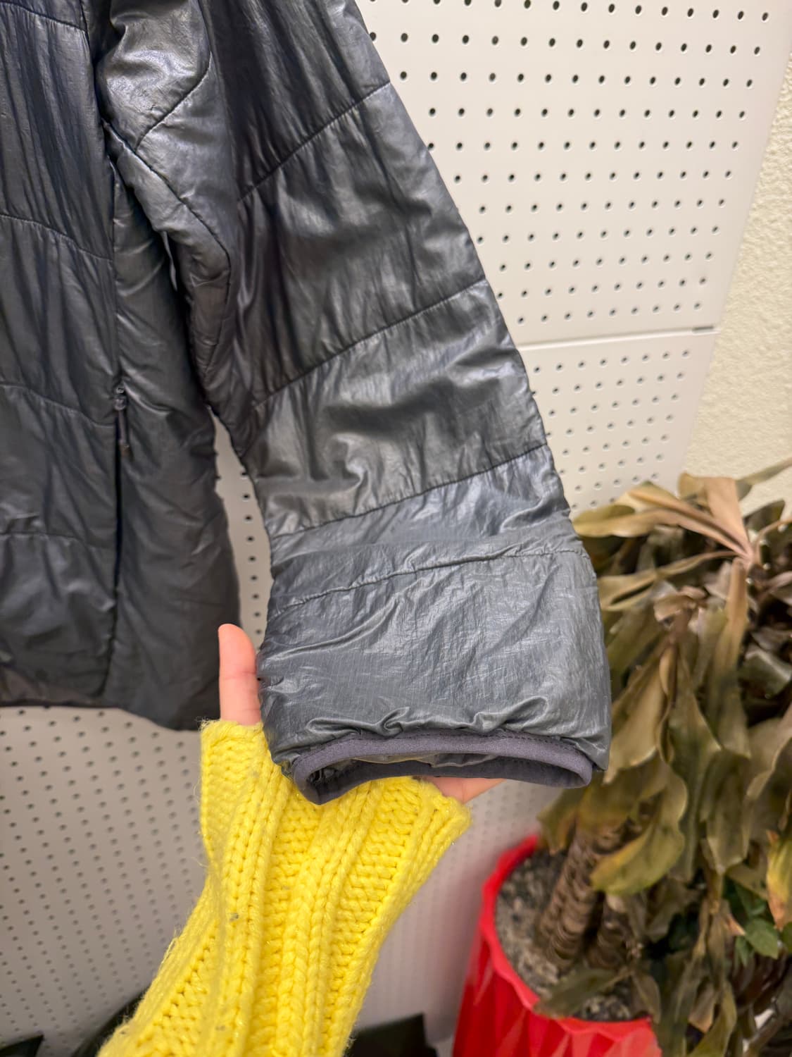 몽벨 일판 오리지날 구스 다운 경량 후드 패딩 U21 상품이미지4