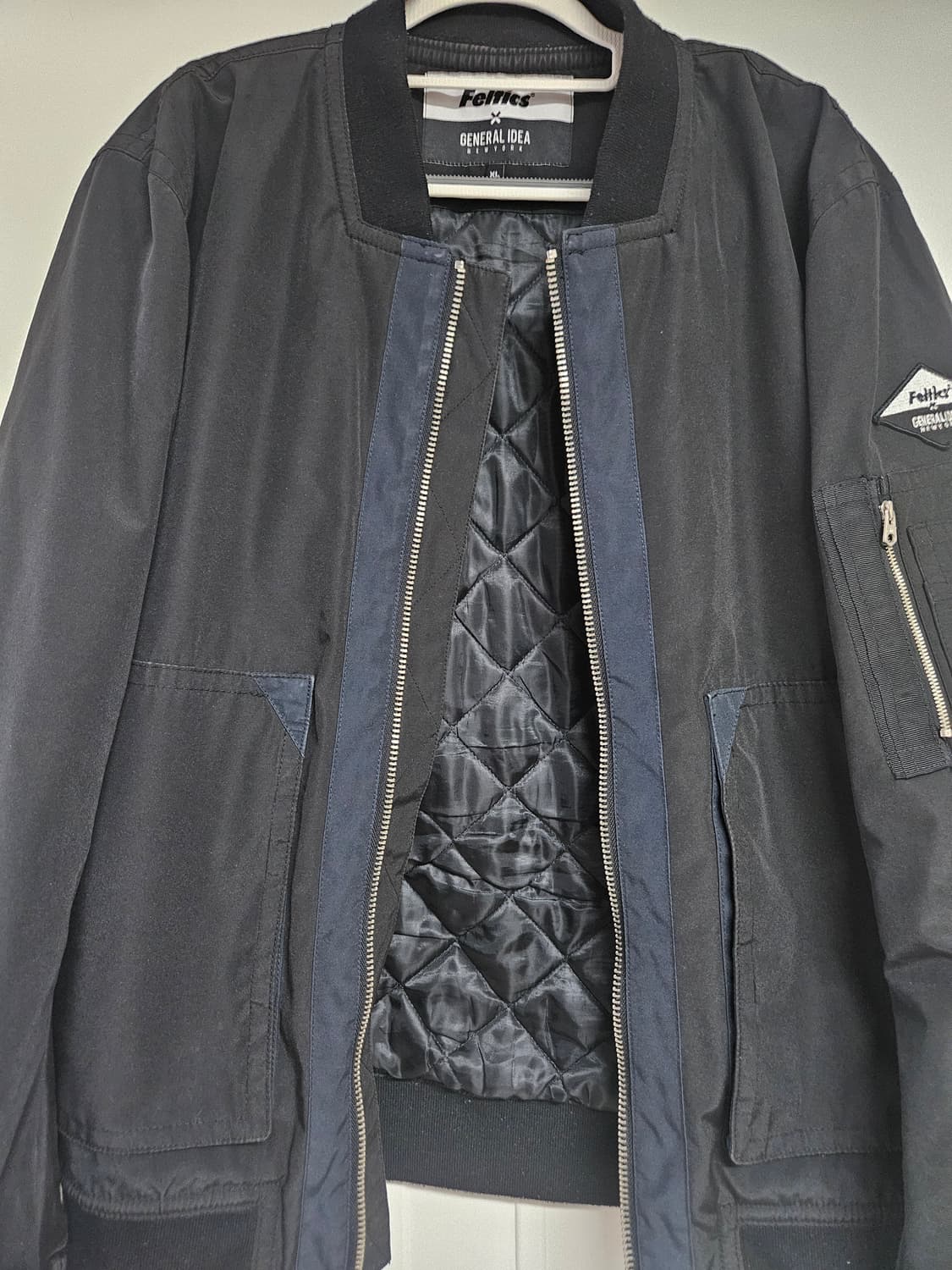 펠틱스 Feliks 검정색 봄버 자켓 XL 상품이미지3