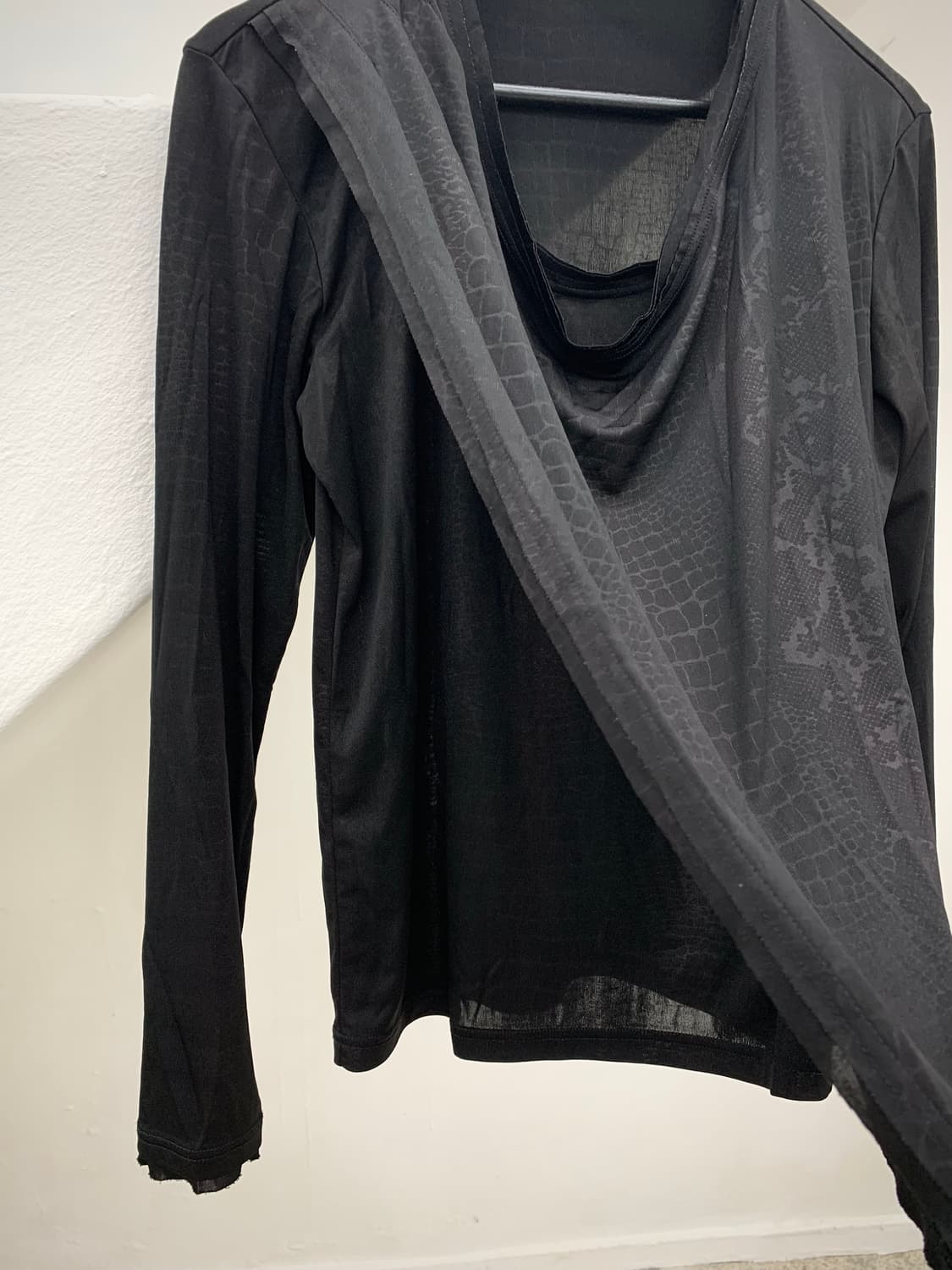 Tornado Mart python drape layered cut-se 상품이미지8