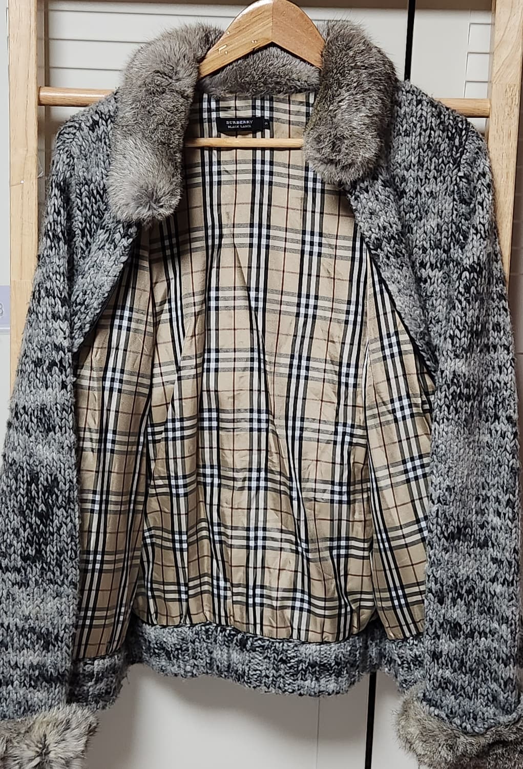 버버리 퍼 니트 집업 자켓 상품이미지4