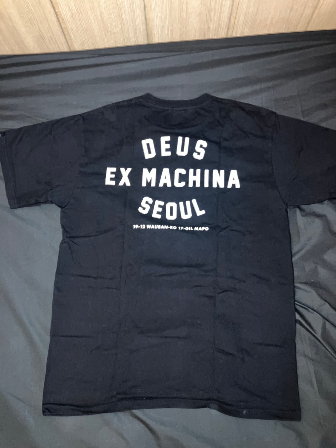 데우스 반팔티 상품이미지2