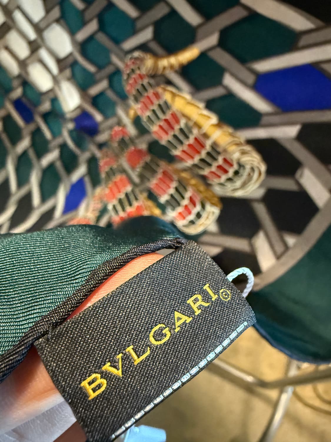 불가리 실크 스카프 세르펜티 스네이크 패턴 이탈리아 메이드 상품이미지5