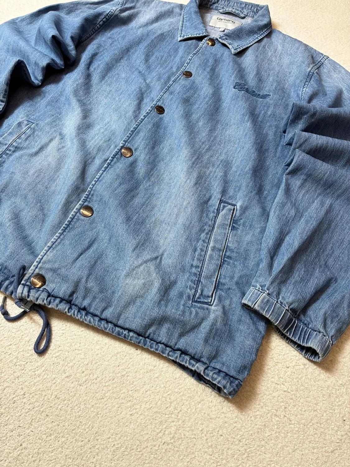 칼하트WIP 자수 로고 데님 코치 자켓 PN8023 상품이미지4