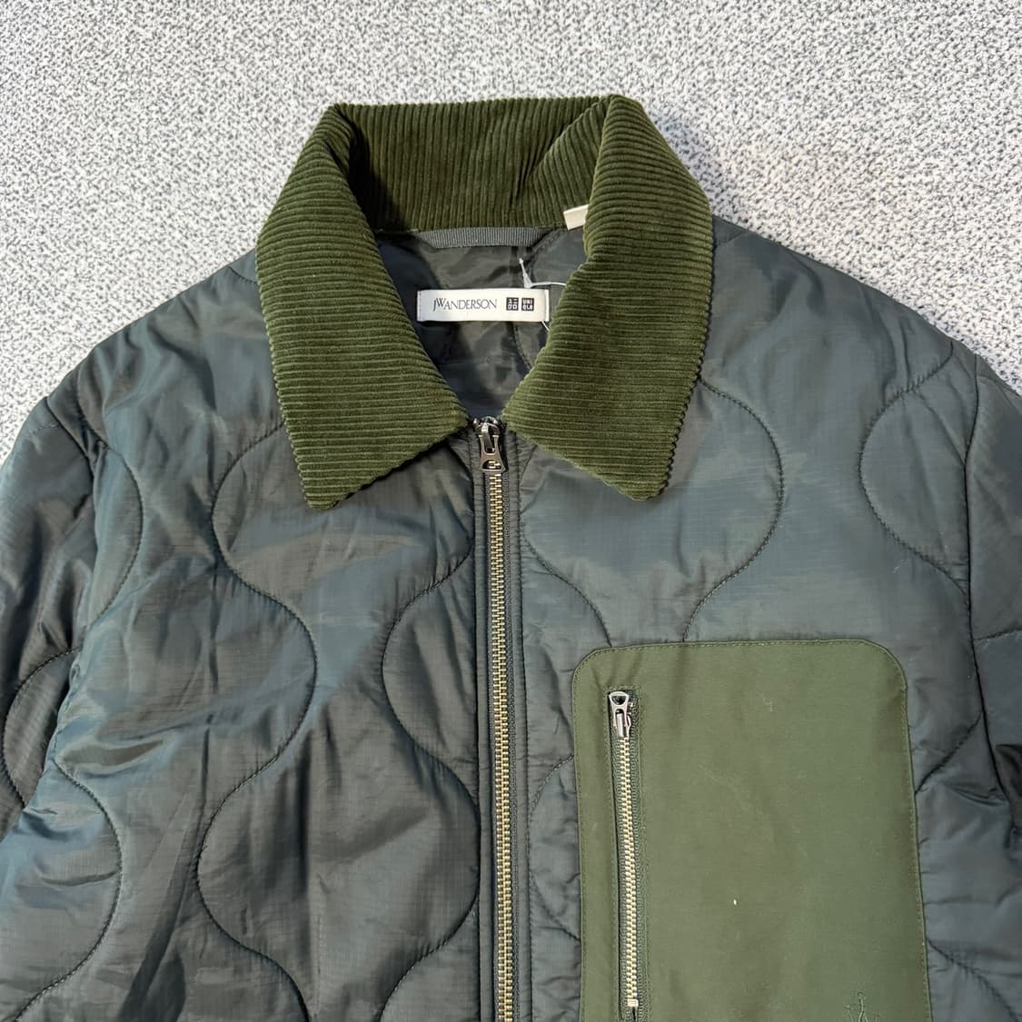 유니클로 JW앤더슨 퀄팅 자켓 상품이미지2