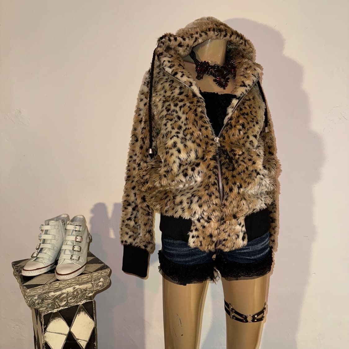 GLAD NEWS 레오파드 후드 점퍼 상품이미지4