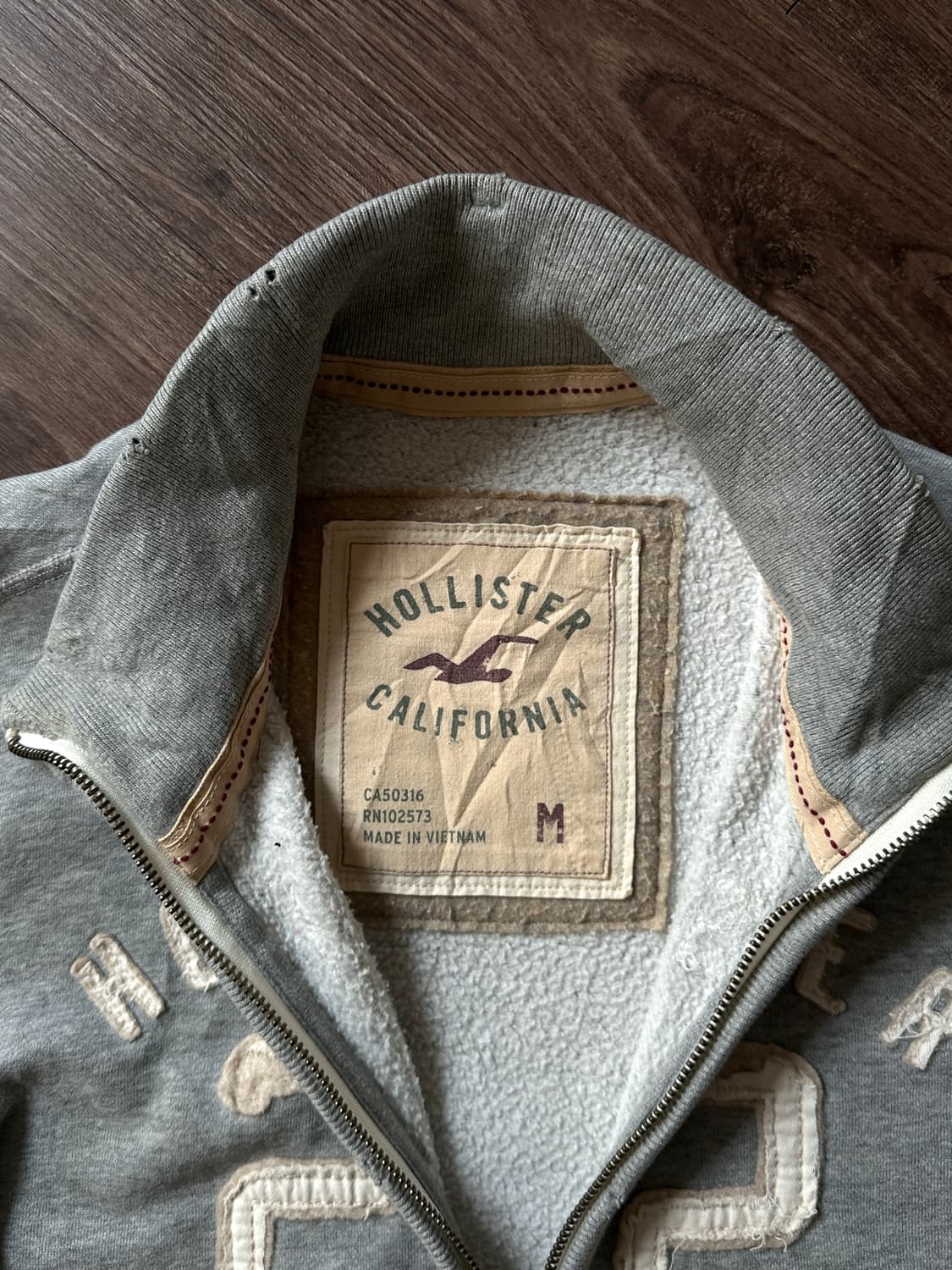 Hollister 미드 스웻 집업 상품이미지10