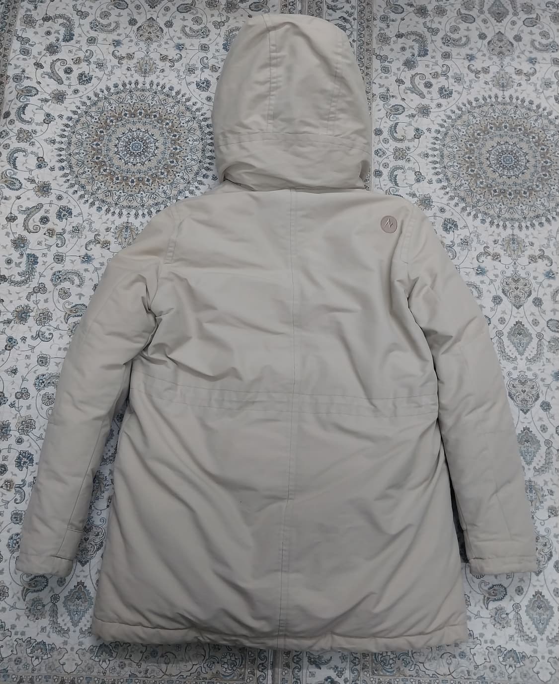 마모트 아이보리 여성 패딩 90 (후드털분실) (66반까지) 상품이미지3