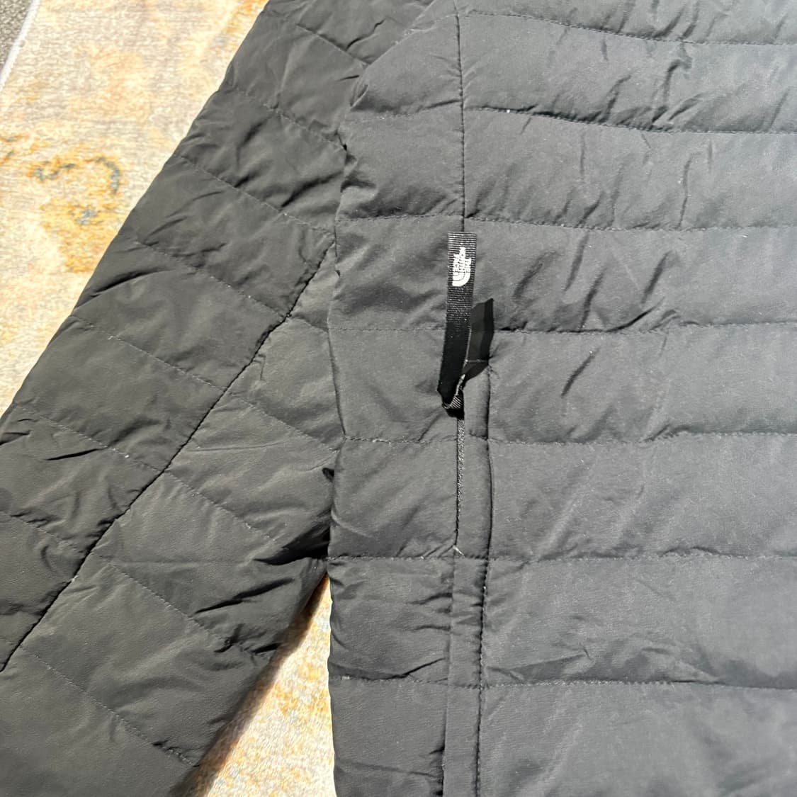 노스페이스 구스다운 경량패딩 상품이미지3