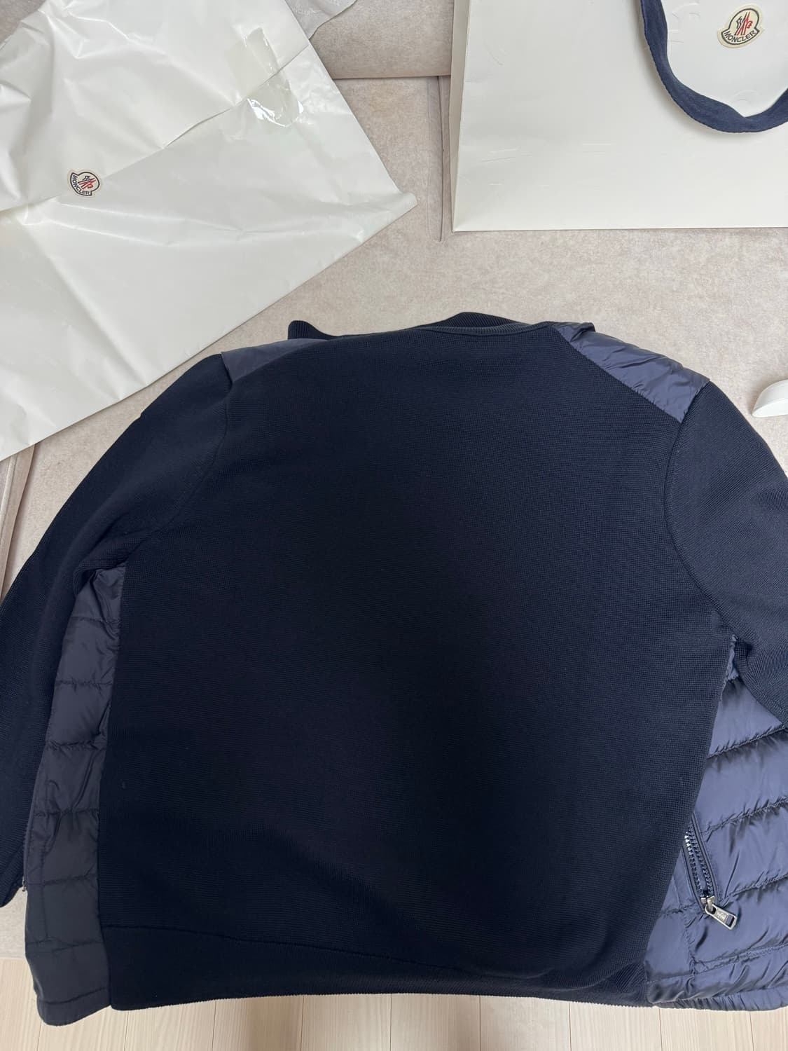 몽클레어 니트패딩 팝니다(교환이더좋아요) 상품이미지2