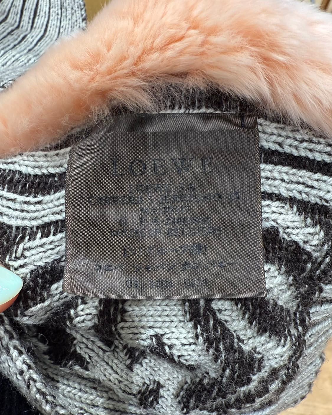 로에베 핑크 애너그램 머플러  상품이미지5