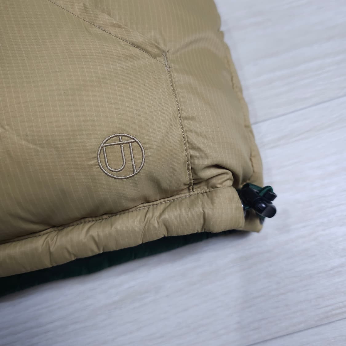 아웃스탠딩 양면 덕다운 패딩조끼 2사이즈 상품이미지6