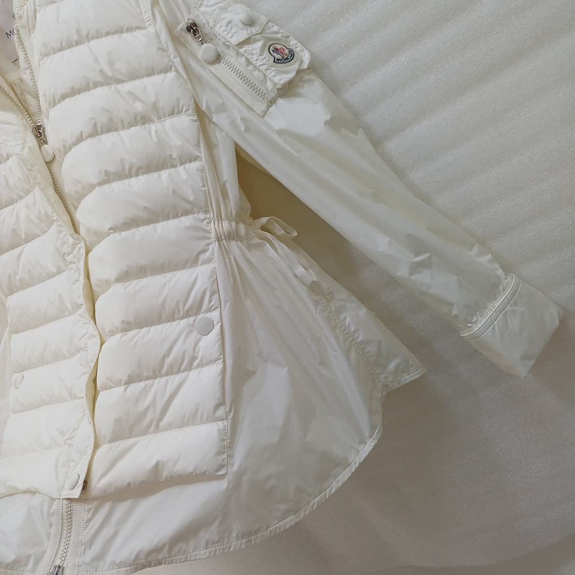 정품 몽클레어 간절기 구스 다운 패딩 여성 3 거의새것 사랑봉봉 상품이미지6