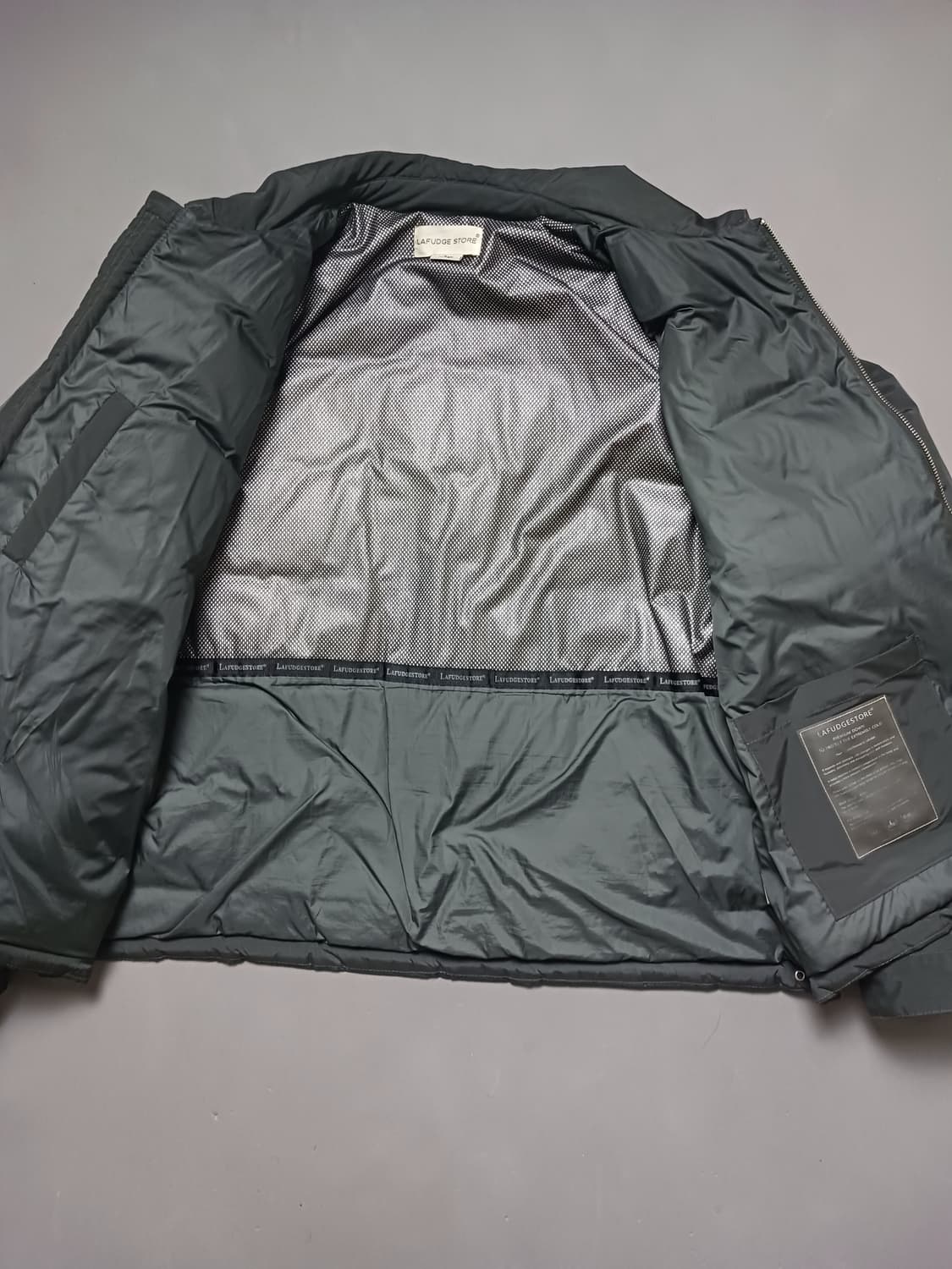 [L] 라퍼지스토어 덕다운 미니멀 블루종 푸퍼 패딩 차콜 상품이미지5