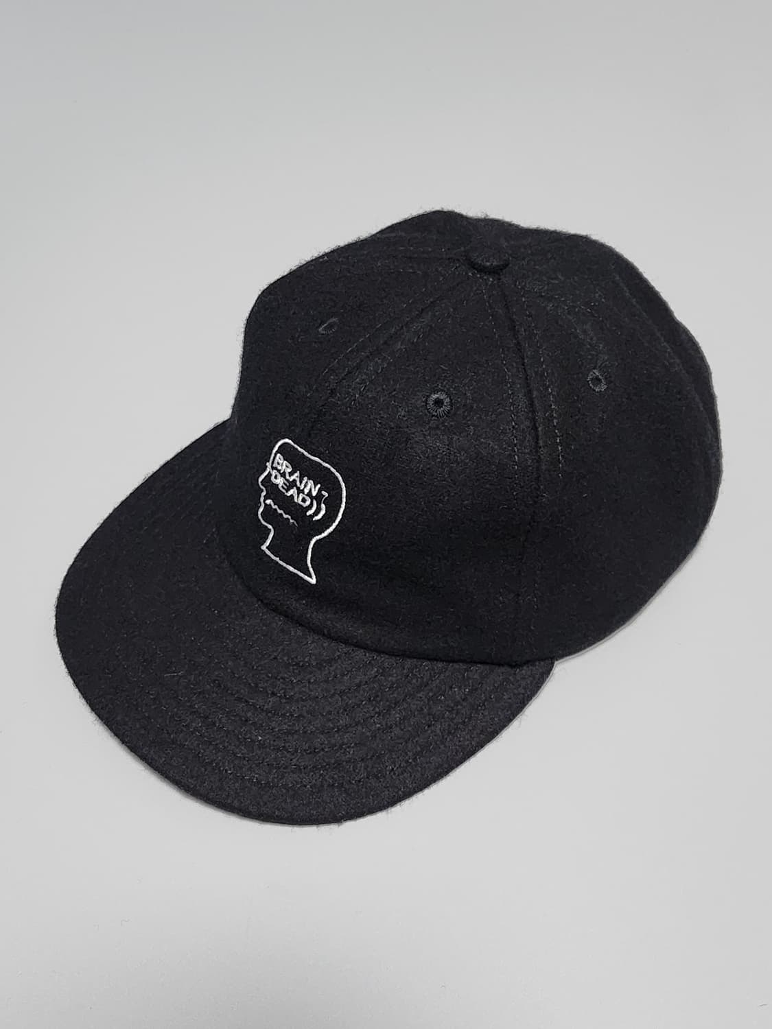브레인데드 클래식 로고 6패널 울 캡 상품이미지2