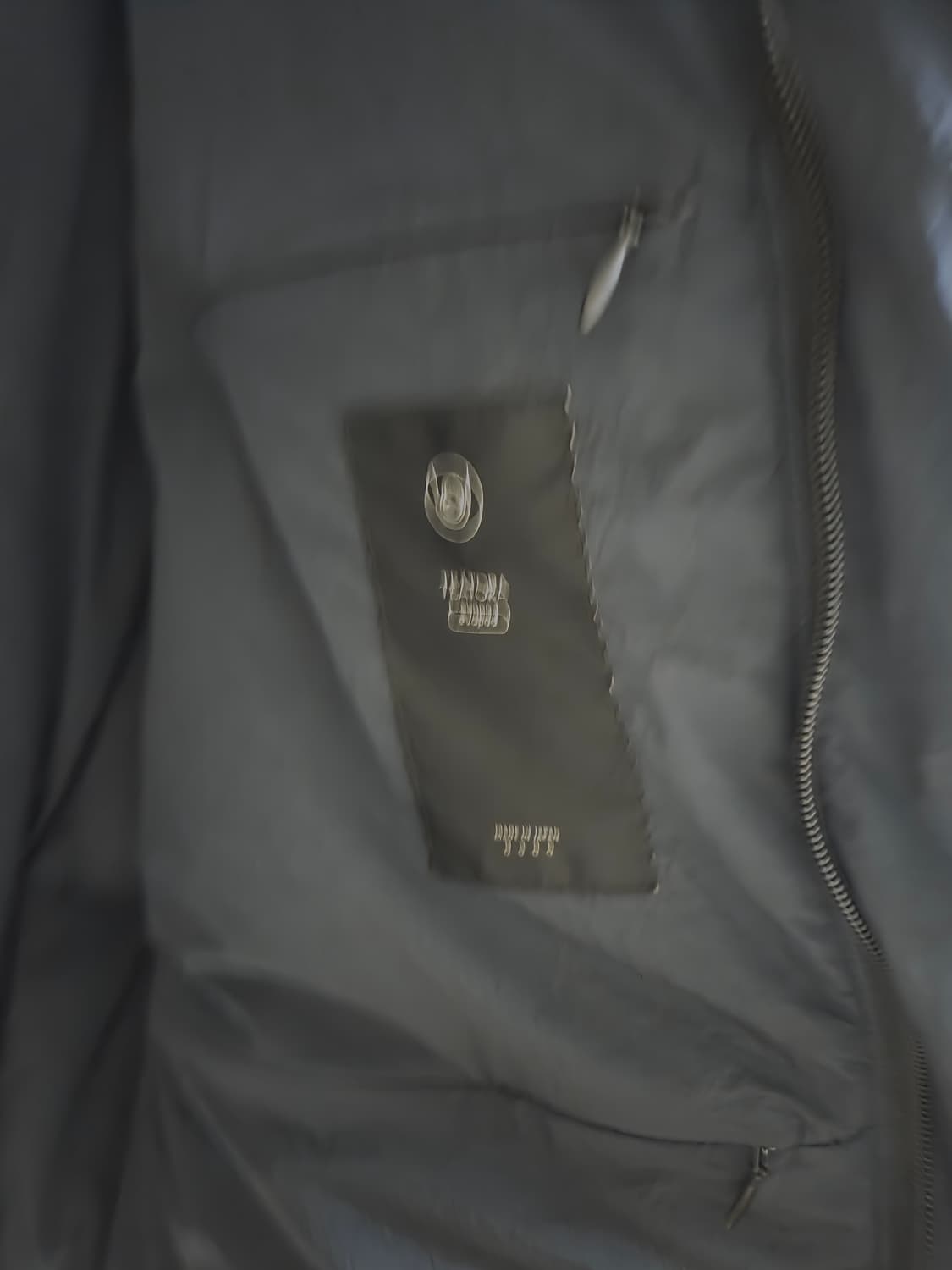 [4]테아토라 패딩 수베니어 헌터s/l  메탈릭네이비 상품이미지6