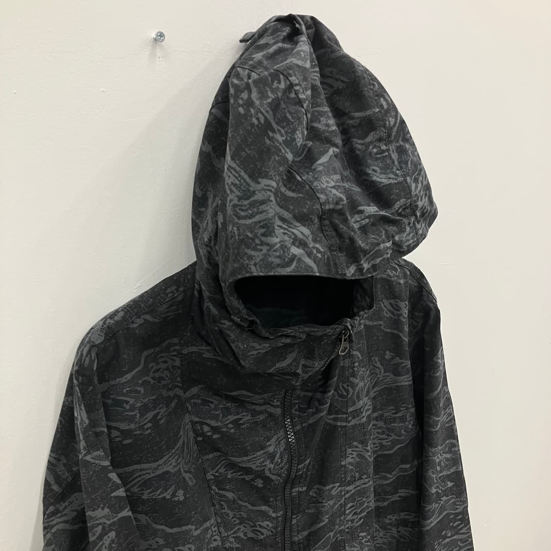 노스페이스 미드 로고 타이거 카모 윈드브레이커 자켓 L 상품이미지4