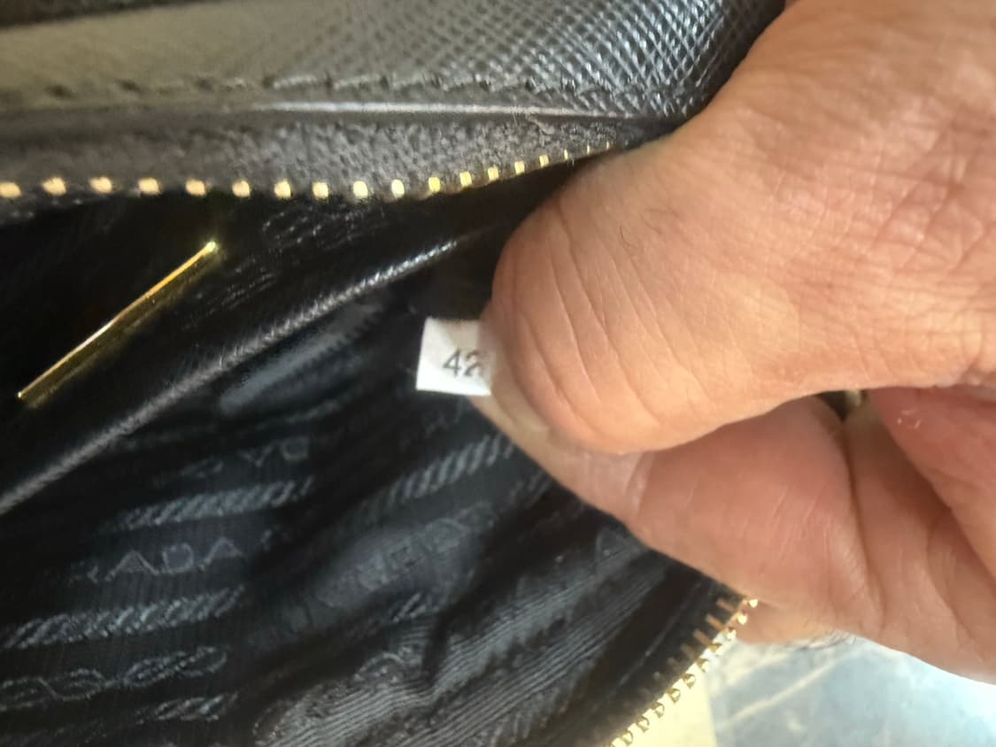 정품 프라다 사피아노 미니 크로스백 팝니다 상품이미지9