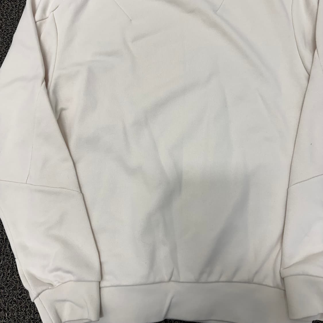 아디다스 맨투맨 베이지 M 상품이미지7