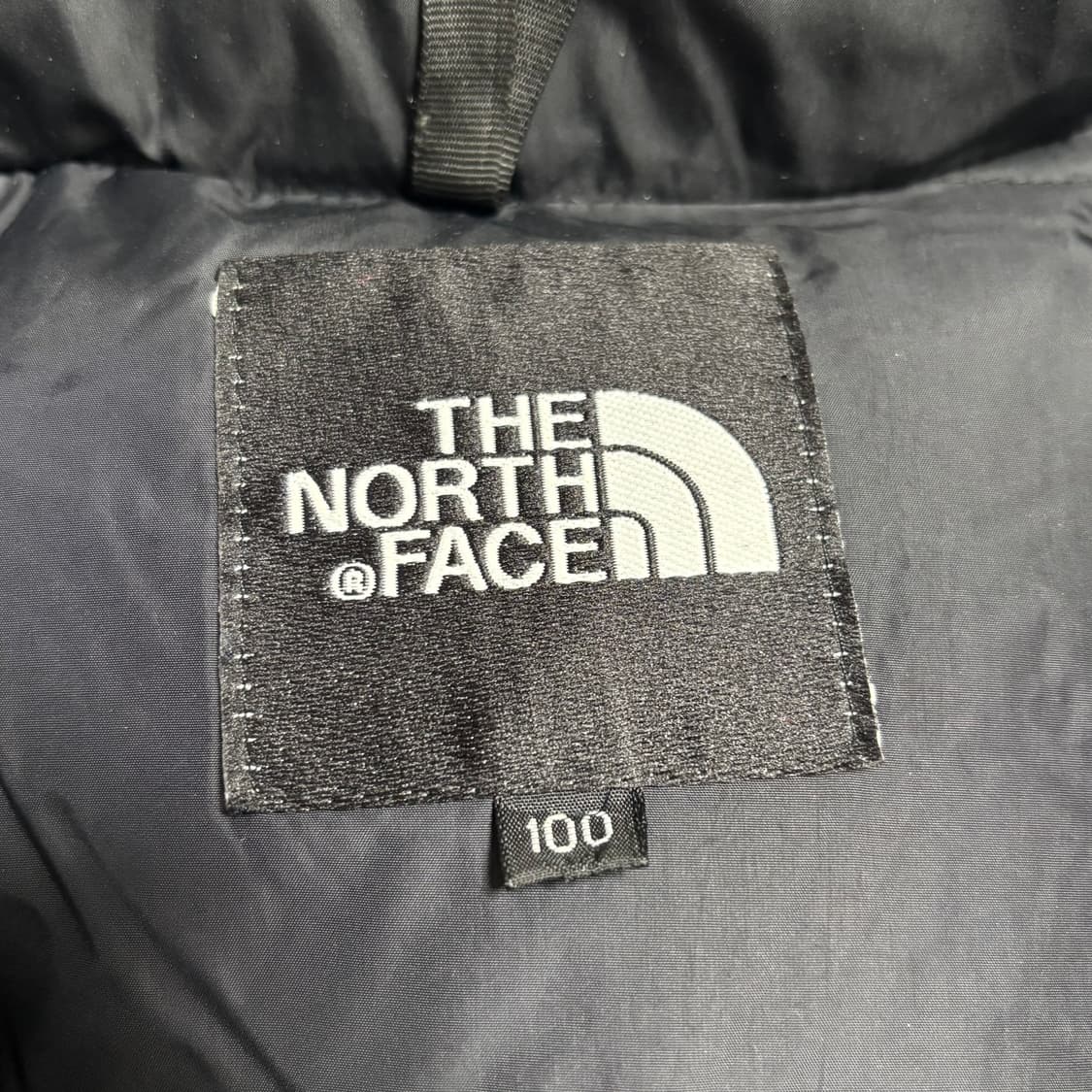 100 노스페이스 700 눕시 패딩    상품이미지4