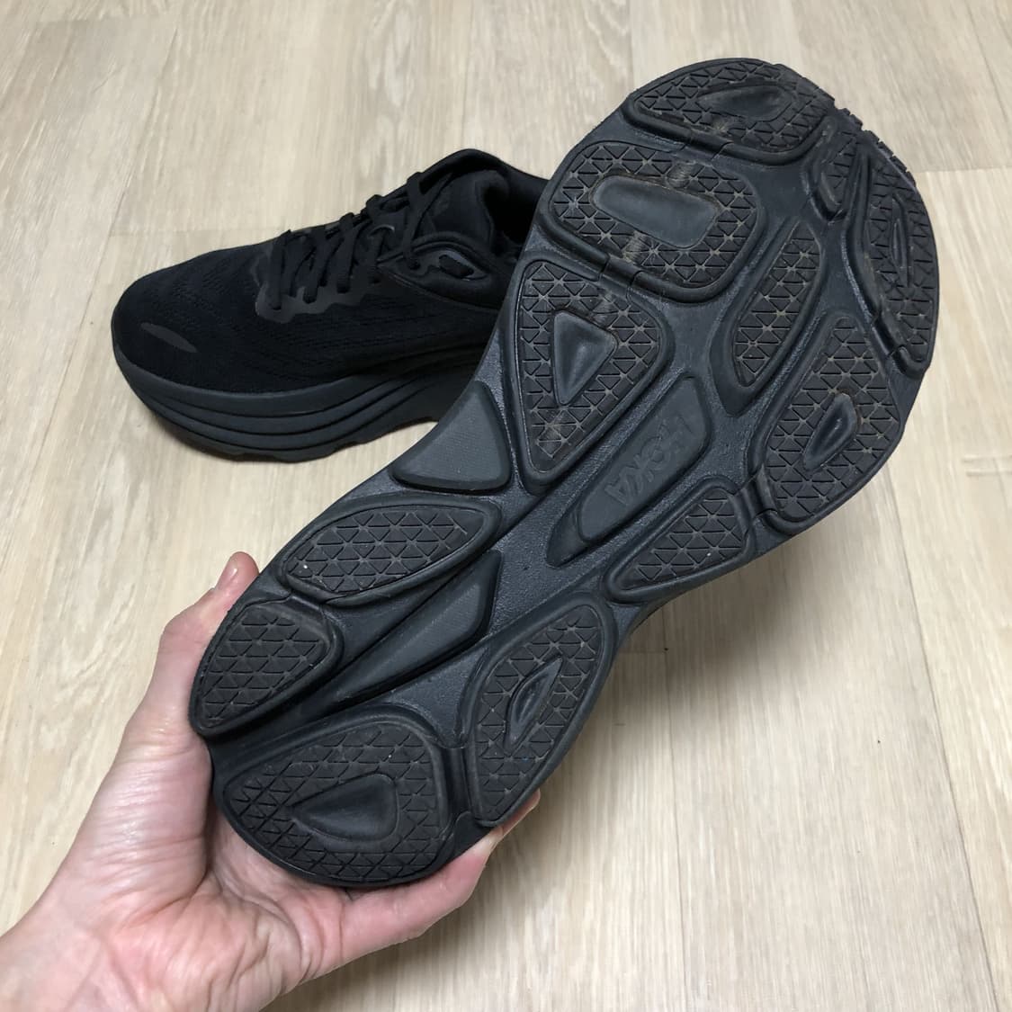 (275) 호카 오네오네 HOKA 본디8 트리플 블랙 러닝화 와이드 상품이미지6