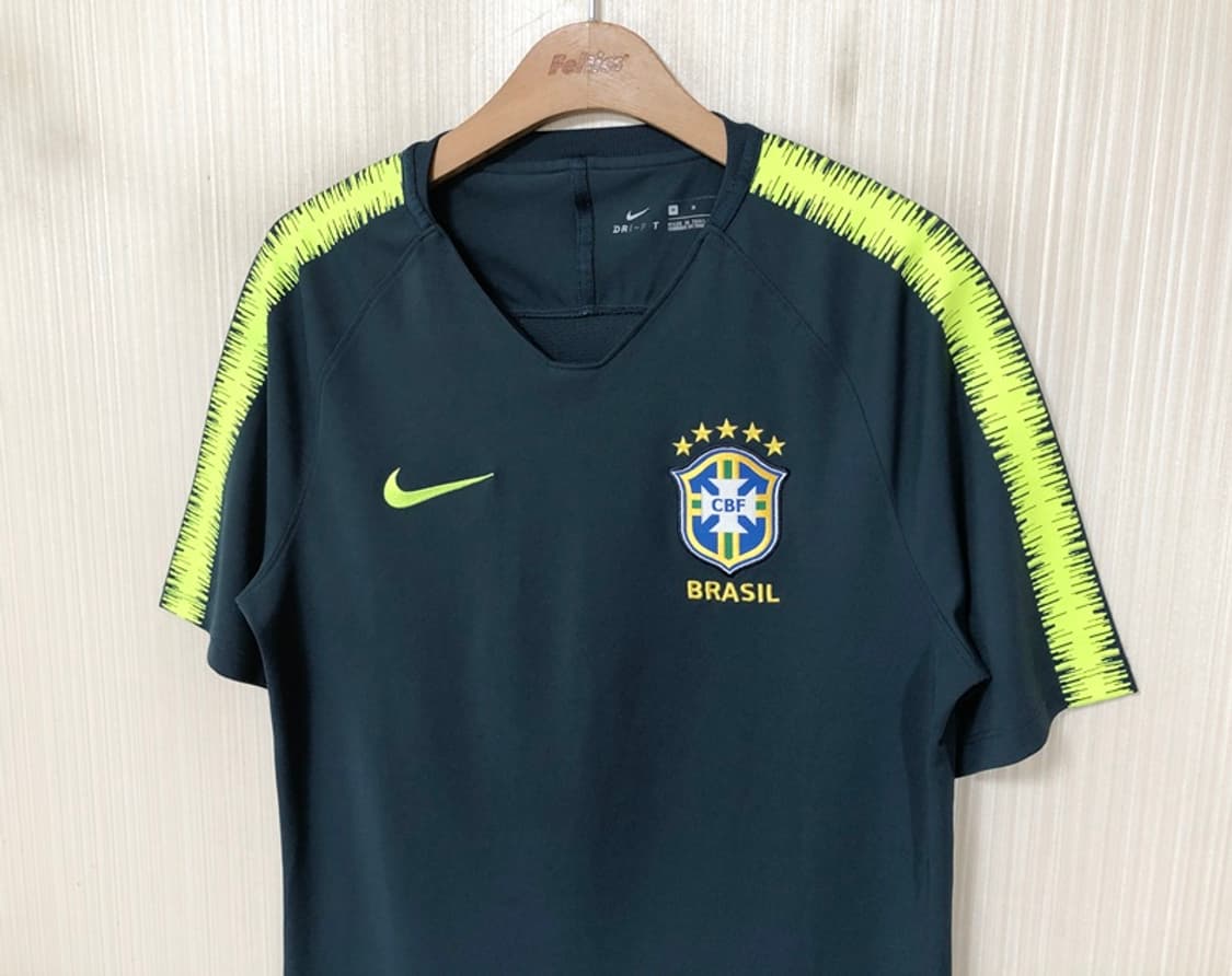 나이키 18-20 브라질축구국대 트레이닝유니폼/져지 M(해외) 상품이미지5