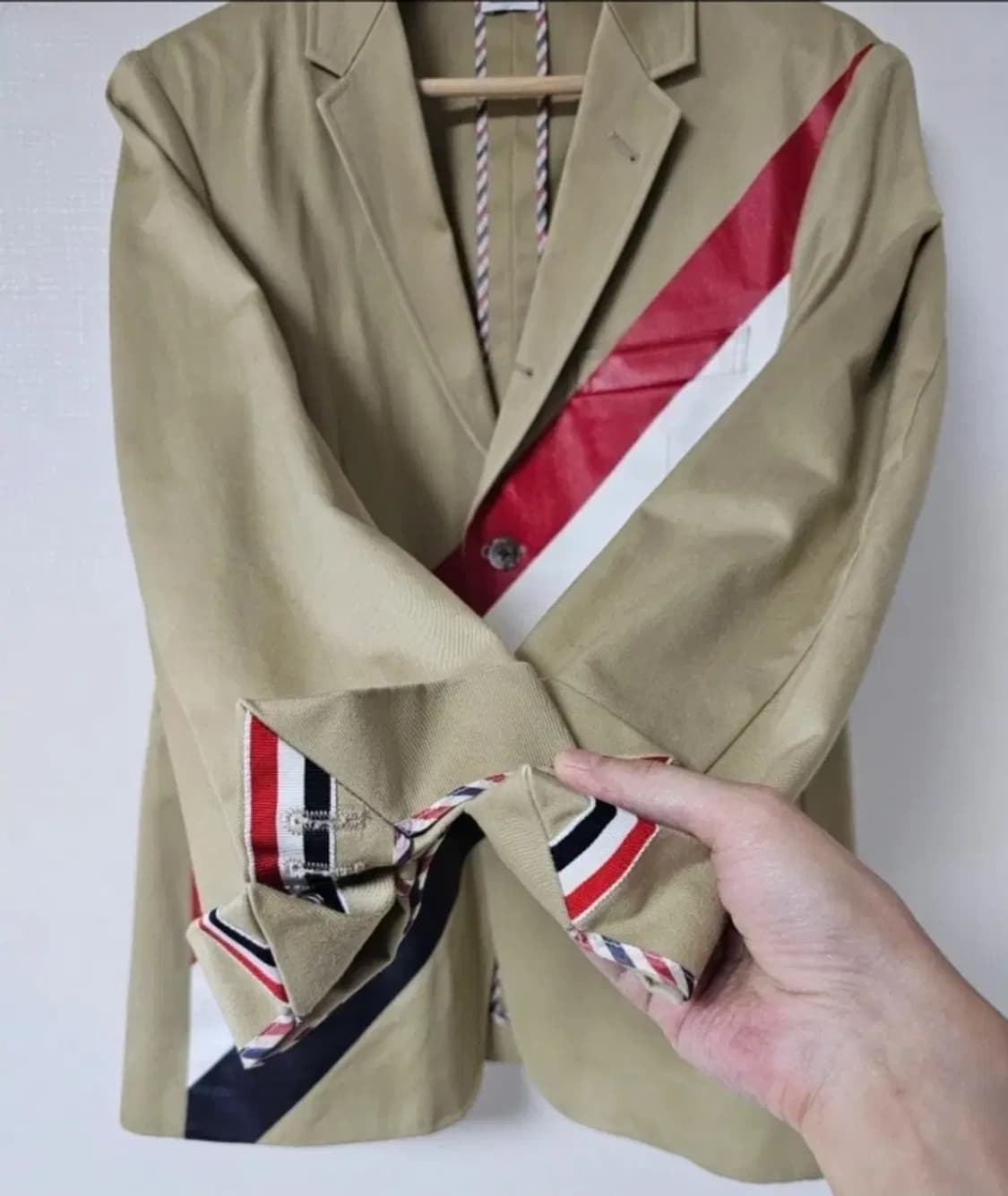 톰브라운 정품 트라이콧 사선 삼선 쟈켓(1사이즈/95~100) 상품이미지3