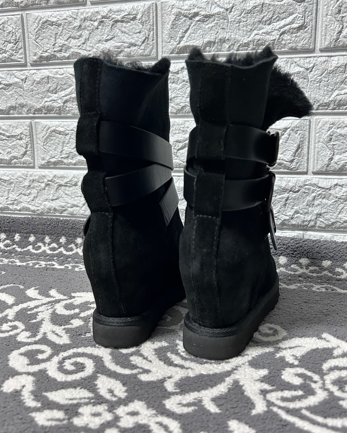 Ash 아쉬 히든 웨지 스웨이드 퍼 멀티 버클 부츠 상품이미지6